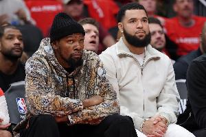 实时劲球NBA中文解说直播_实时劲球NBA中文解说直播在线观看_免费看直播