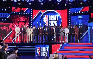 实时NBA官方：拉斯维加斯夏联将于7月10日打响！开赛夜即状元vs榜眼！直播入口_实时NBA官方：拉斯维加斯夏联将于7月10日打响！开赛夜即状元vs榜眼！直播入口在线观看_免费看直播