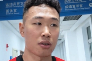 火爆劲球NBA飞机上看全场录像_火爆劲球NBA飞机上看全场录像在线观看_免费看直播
