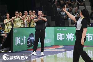 火爆昆尼斯大战澳西甲乔达路普市直播_火爆昆尼斯大战澳西甲乔达路普市直播在线观看_免费看直播