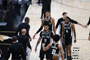 实时乐球体育nba直播_实时乐球体育nba直播在线观看_免费看直播