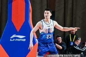 媒体人：阿不都和新疆的新合同为3年全额顶薪 还将兼任球队助教-nj