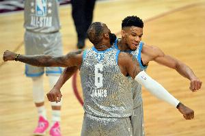 重磅小九NBA看赛事前瞻_重磅小九NBA看赛事前瞻在线观看_免费看直播