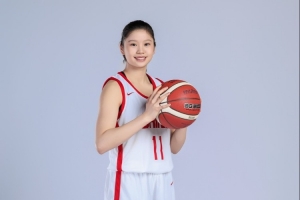 亮点突出！U17李沅珊首节三分5中3得到9分1板1助1断